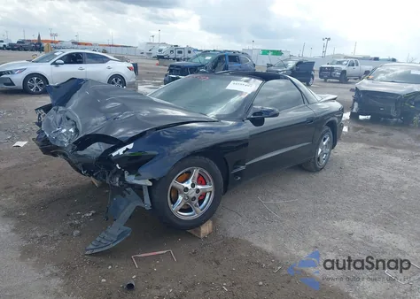 1998 Pontiac Firebird z USA, uszkodzony, nr VIN 2G2FS22K0W2232091